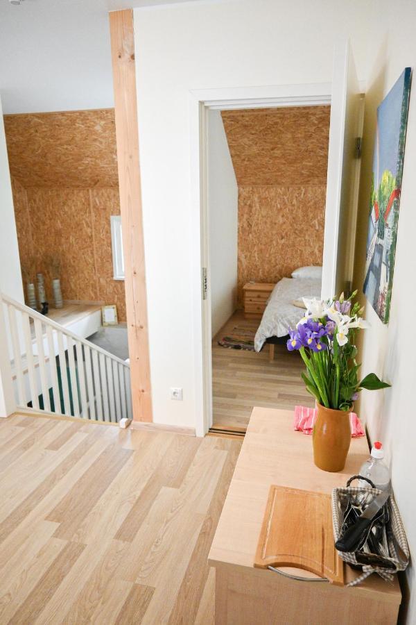 Haapsalu Kunstikooli Hostel Eksteriør billede